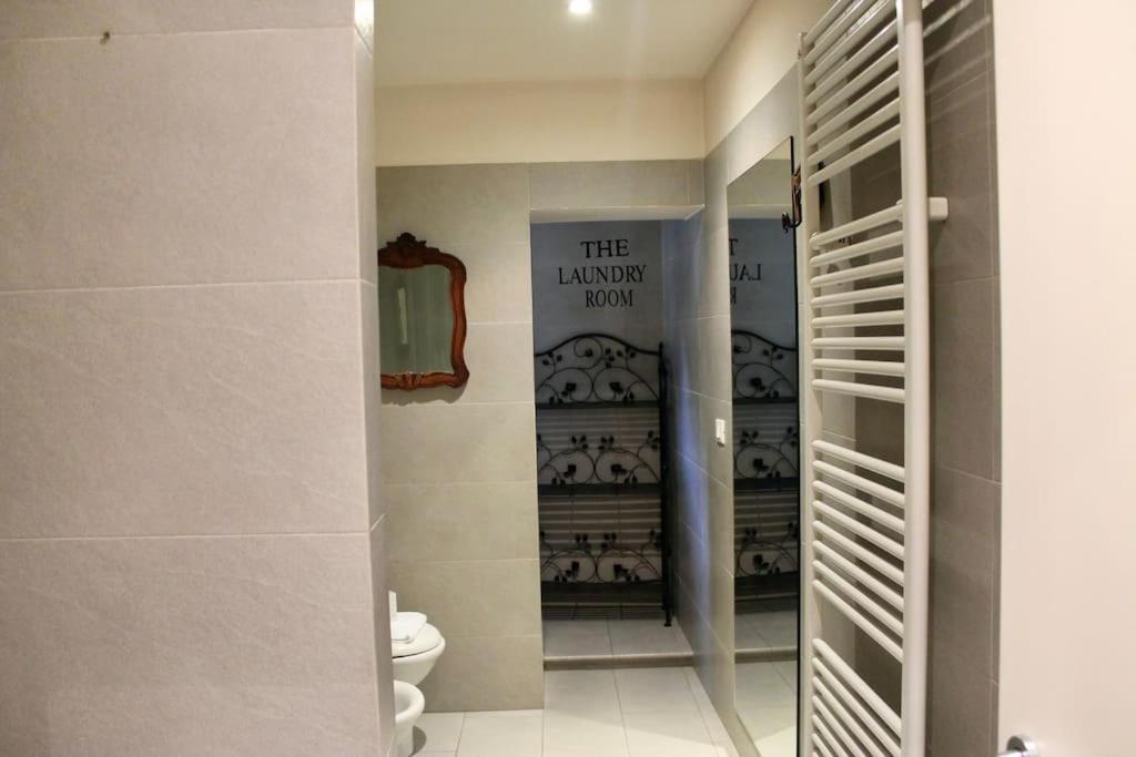 Modern 3Br Near Santa Maria Novella Station Apartment Флоренция Екстериор снимка