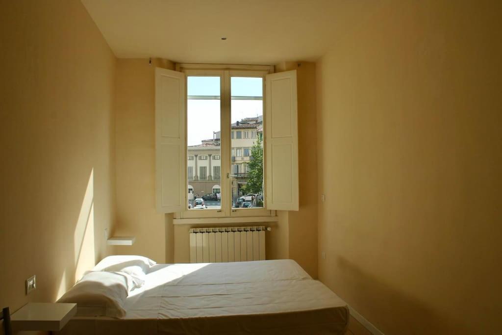 Modern 3Br Near Santa Maria Novella Station Apartment Флоренция Екстериор снимка