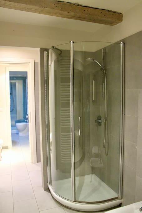 Modern 3Br Near Santa Maria Novella Station Apartment Флоренция Екстериор снимка